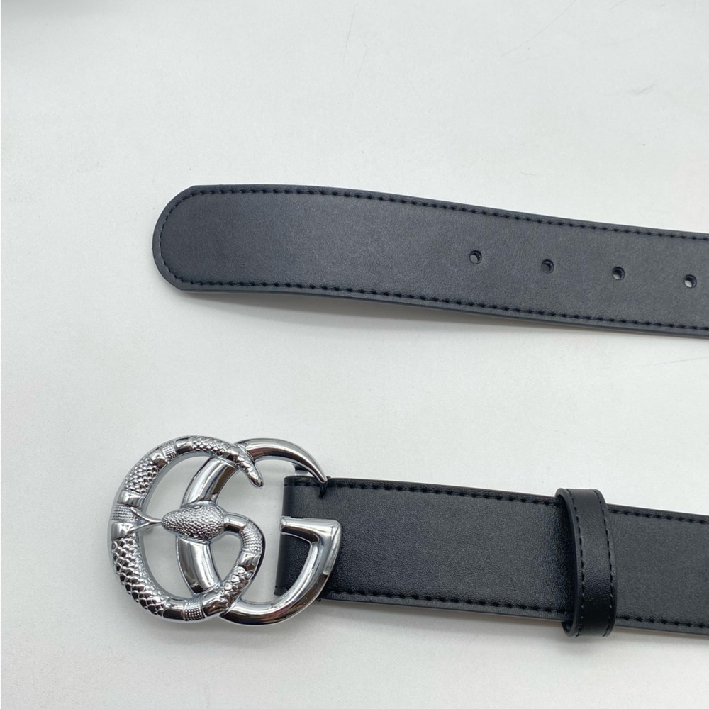 Gucci Black Leather Belt Silver Snake GG Buckle- 100 L W Box - Picture 10 of 13